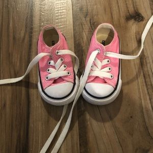 Pink converse